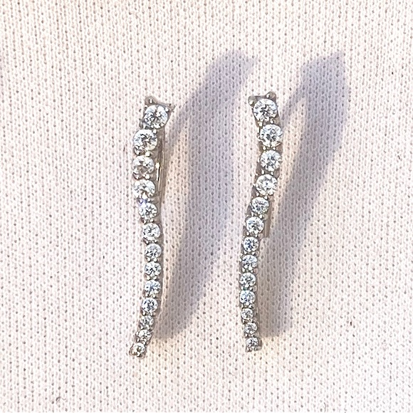 Tuscany Silver Orecchini A Perno In Argento Sterling 925 Rodiato – Cerchio E Barra Con Zirconi Cubici, 12,3x15,5 Mm, Confezione Regalo